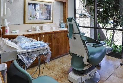 dental treatment room of Wood Family Dentistry in Tempe, AZ